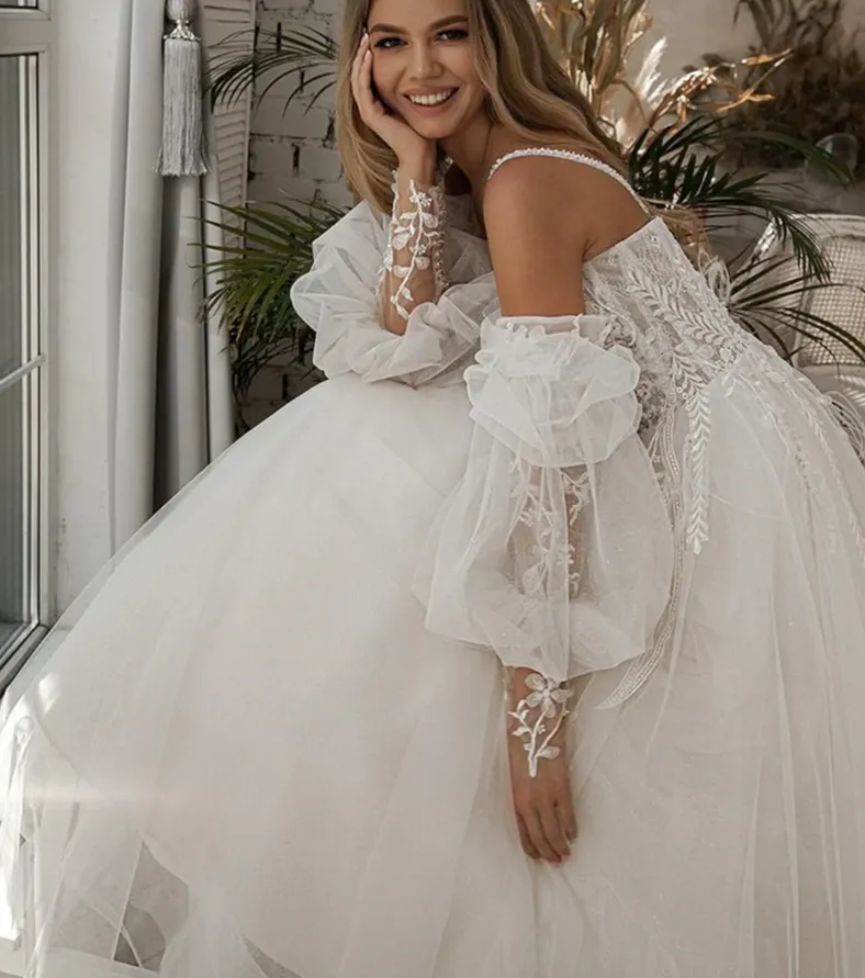 Lace Tulle Boho Wedding Dress Off The Shoulder Sleeve Sweetheart Bridal Gown
